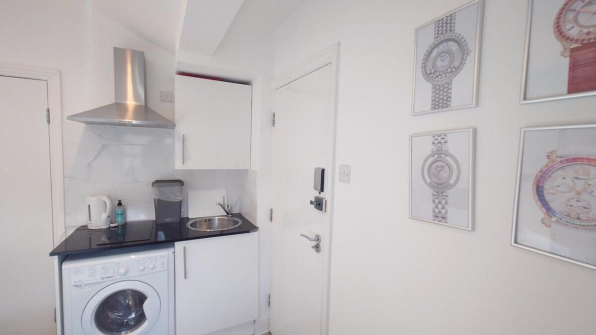 Comfort Camden Studio Apartments London Room photo